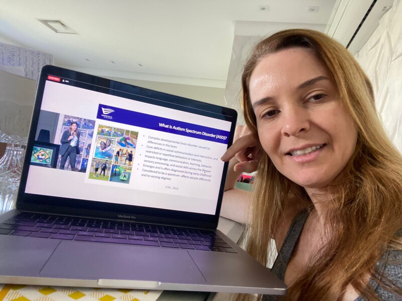 equipe-tecnica-da-clinica-teia-participa-do-workshop-autism-global-day